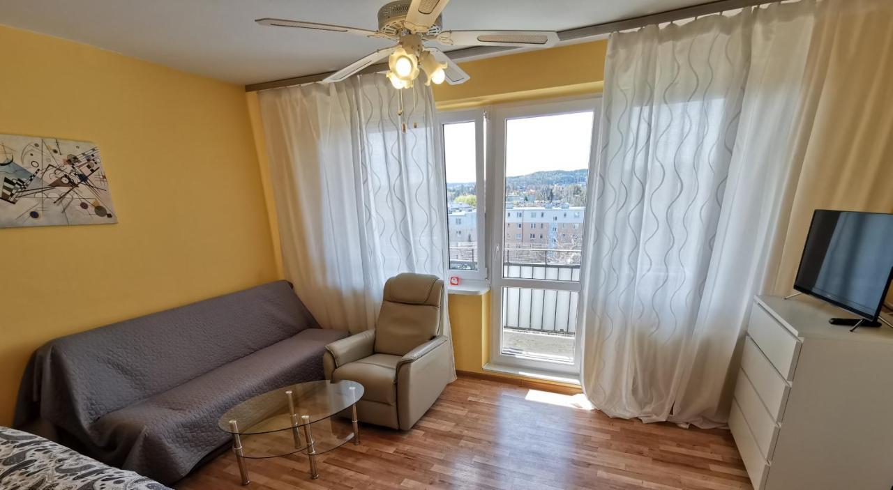 Mango Lu Z Balkonem, Plaza 300m Apartment *