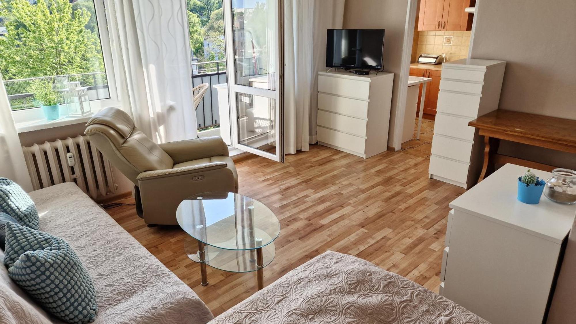 Mango Lu Z Balkonem, Plaza 300m Apartment *